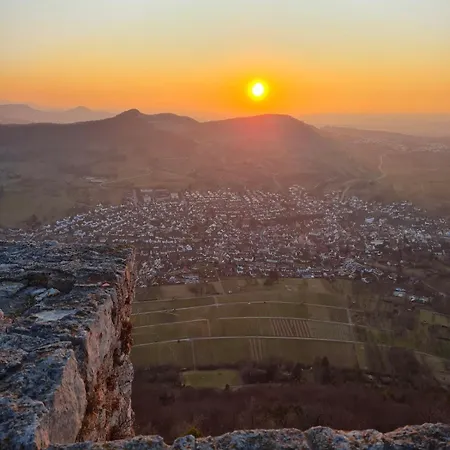 Suesse Einliegerwohnung Mit Garten Apartment *